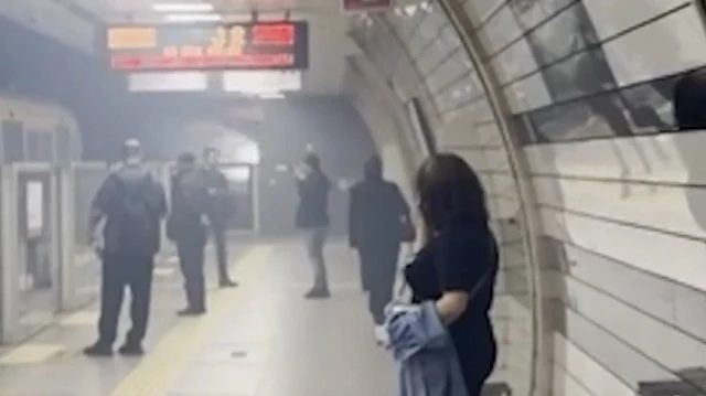 Üsküdar-Sultanbeyli Metro Hattı'nda kablo patlaması yaşandı