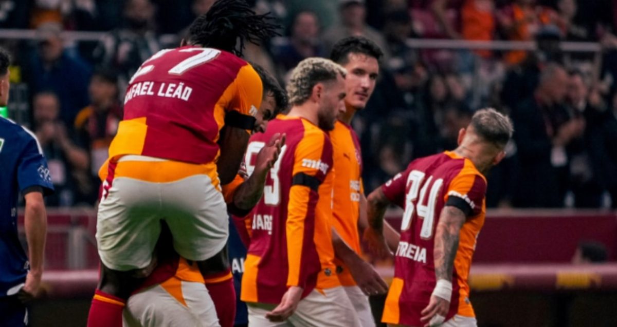 Galatasaray, Şampiyonlar Ligi'nde Barcelona'yı Ağırlayacak
