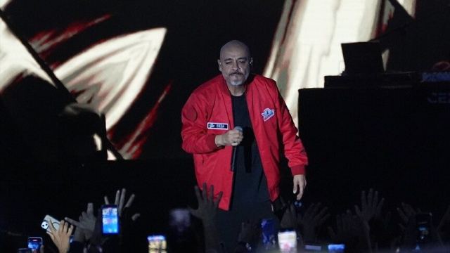 Ceza, TEKNOFEST Güneydoğu'da konser vererek hayranlarıyla buluştu