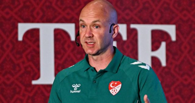 Süper Lig'de Hakem Atamaları Anthony Taylor Tarafından Yapılacak