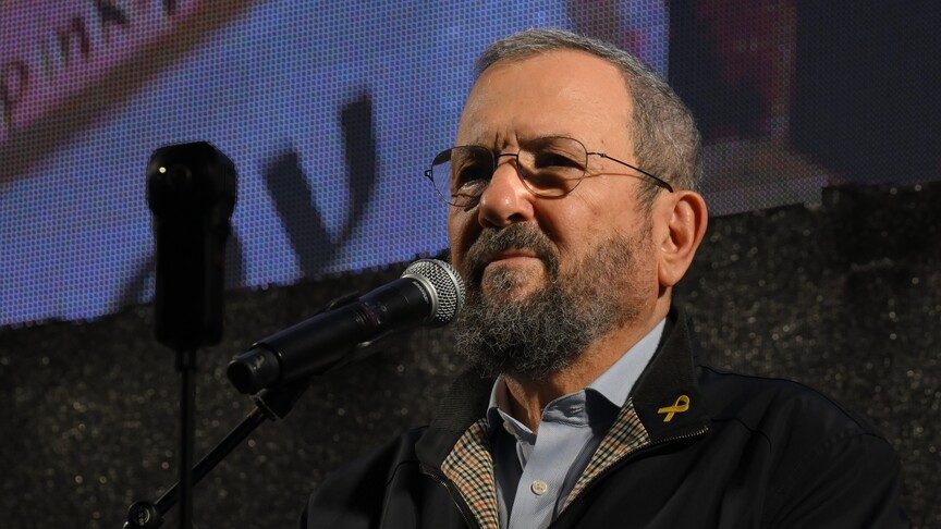 Barak: Netanyahu, Seçimleri Erteleyebilecek Savaş Hazırlığında