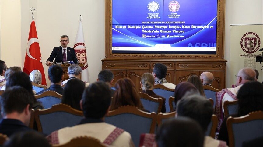 Burhanettin Duran: Dezenformasyon önceliklerimiz arasında