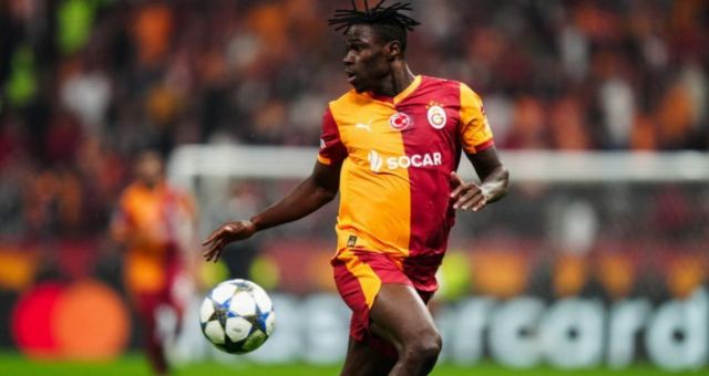Galatasaray'da Okan Buruk, Barcelona maçı öncesi kötü haberi verdi