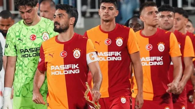 İlkay Gündoğan ve Kaan Ayhan Galatasaray'da Forma Şansı İstiyor