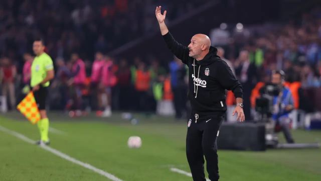 Vincenzo Italiano, Beşiktaş'ın 23 yıllık başarısını tekrarlayamadı