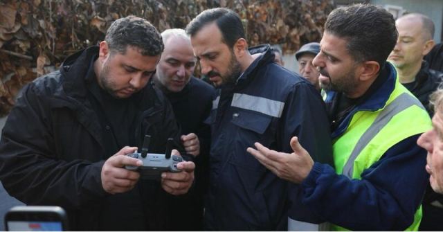 Abdullah Özdemir Alibeyköy'de sel mağdurlarını ziyaret etti