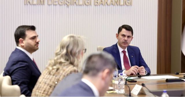 Çevre Bakanı Kurum, İzmir için verimli görüşme gerçekleştirdi