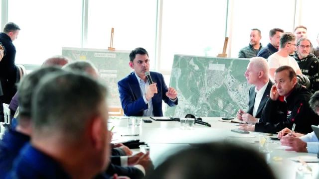 Ayazağa'da Dönüşüm İçin İki Seçenek Sunuldu