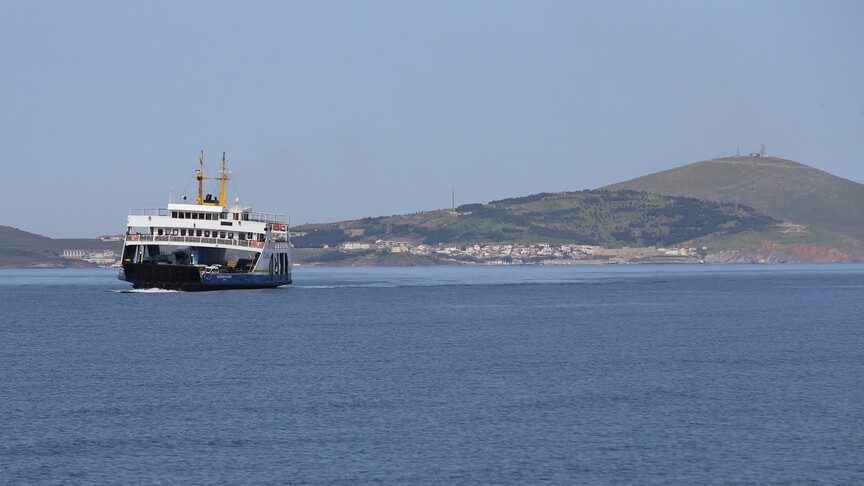 Gökçeada ve Bozcaada feribot seferleri yarın iptal edildi