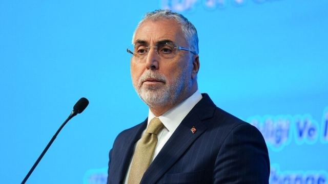 Bakan Işıkhan: Yeşil dönüşümde çalışma barışını korumak önemli