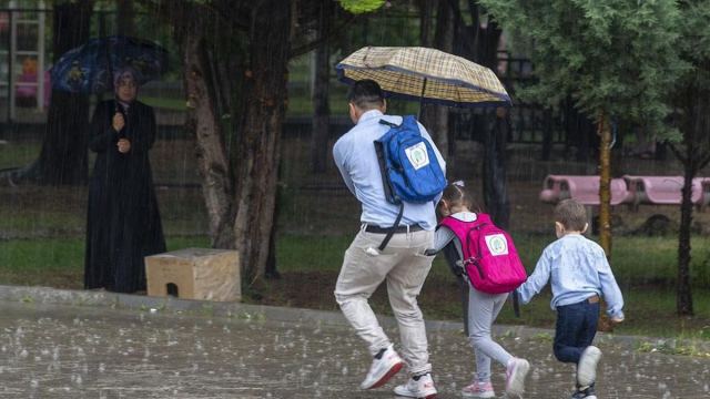 İstanbul Valiliği, Eğitime 1 Gün Ara Verildi