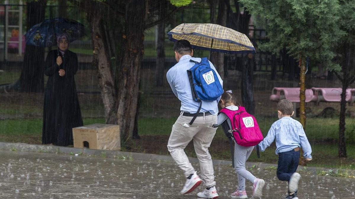 İstanbul Valiliği, Eğitime 1 Gün Ara Verildi