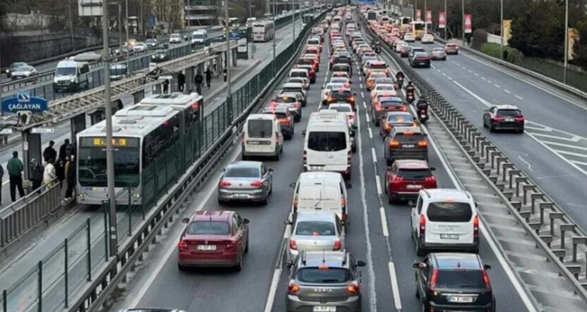 Petrol Arzındaki Daralma Türkiye'deki Araç Sahiplerini Etkileyecek