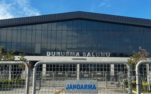 İmamoğlu Yolsuzluk İddialarını İmar Rantı Üzerinden Yanıtladı