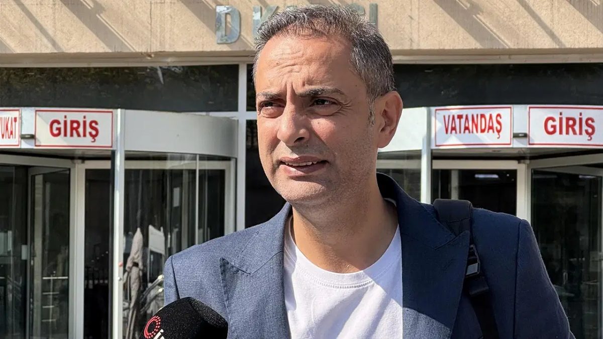 Murat Ağırel Gözaltına Alındı: 'Yapmadığım Haber Nedeniyle Gözaltına Alındım'
