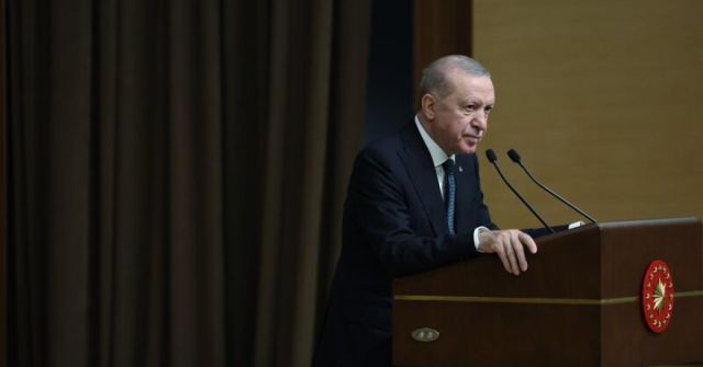 Cumhurbaşkanı Erdoğan, Aliya İzzetbegoviç’i andı