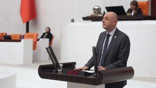 Yeni Partili Özlale, fon krizine dair sorular yöneltti