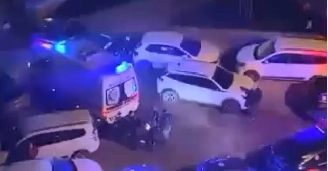 Zeytinburnu'nda Polise Ateş Açan Şüpheli Yaralı Yakalandı