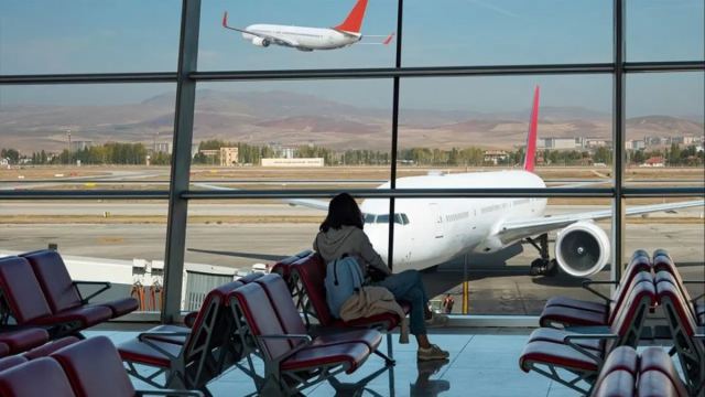 Sabiha Gökçen Havalimanı'nda yemek fiyatları 3 bin TL'ye ulaştı