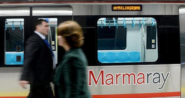 Marmaray'da Seferler Teknik Arıza Nedeniyle Gecikmeli Yapılıyor