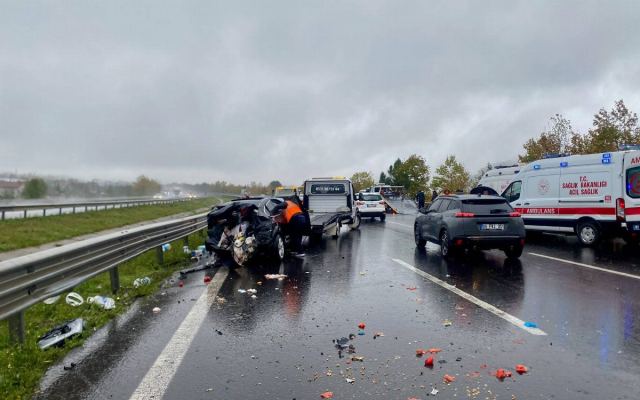 Üsküdar Belediye Başkan Vekili Dündar Ziya Gültekin trafik kazasında hayatını kaybetti