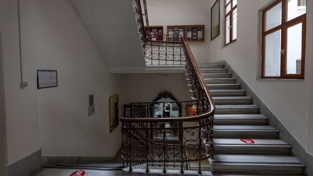 Beyoğlu Anadolu Lisesi 177 Yıldır Eğitim Veriyor
