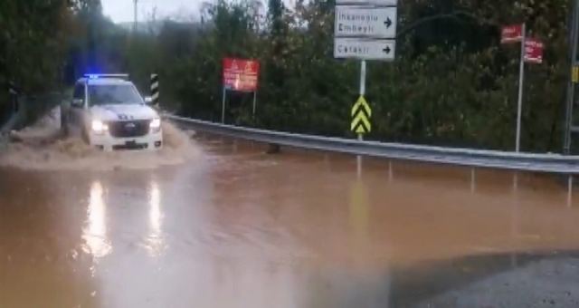 Şile'de Dere Taşması; Yollar ve Köprüler Sular Altında Kaldı