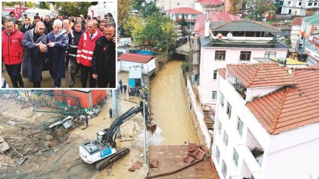 Ayazağa'da Dere Yatağındaki Binaların Yıkım Çalışmaları Başladı