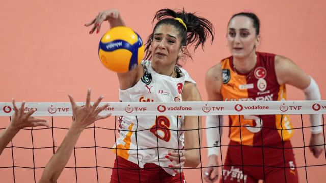 Galatasaray Daikin, Aras Kargo'ya 3-2 Yenildi