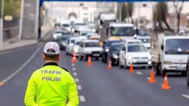 İstanbul'da 'Koşuyorum Avrupa Etabı' İçin Yol Kapatmaları