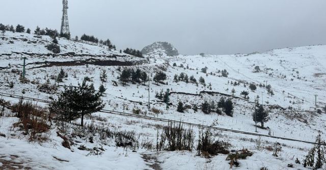 Bolu ve Manisa'nın Yüksek Kesimlerine Kar Yağdı