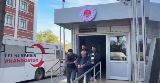 Büyükçekmece'de Dolandırıcılık Yapan İki Şüpheli Tutuklandı