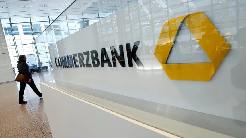 ECB UniCredit'in Commerzbank'taki Hisse Artışına Onay Verdi