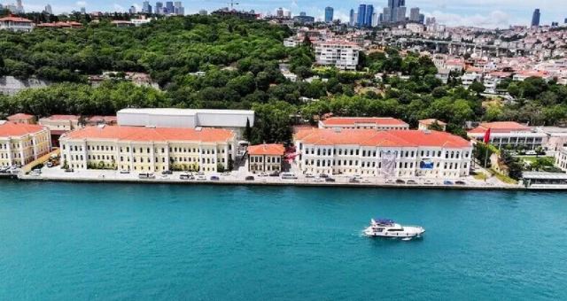 İstanbul Erkek Lisesi ve Kabataş, LGS'de 500 Puanla Zirvede