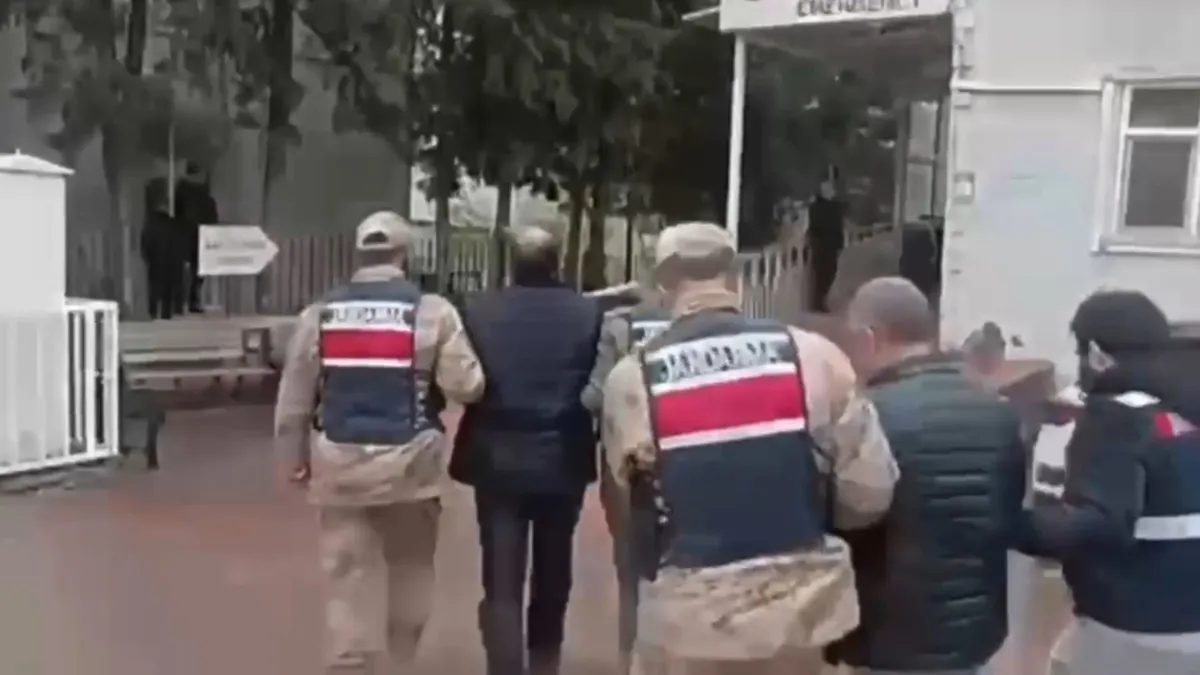 Mardin'de DEAŞ'a yönelik operasyonda 11 şüpheli yakalandı