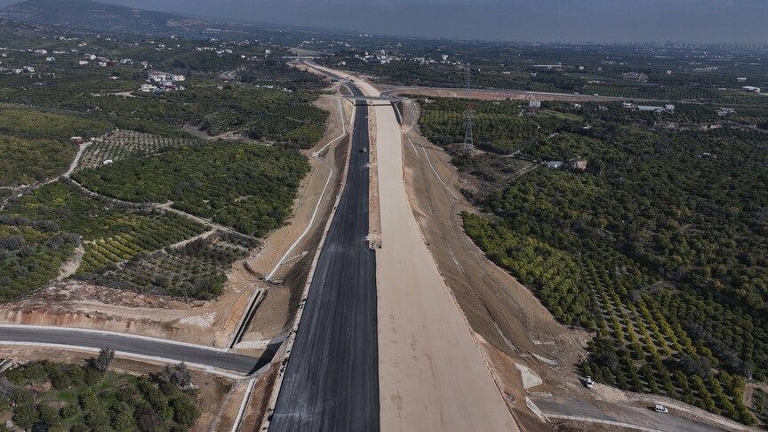 Çeşmeli-Kızkalesi Otoyolu 19 Ekim'de trafiğe açılacak