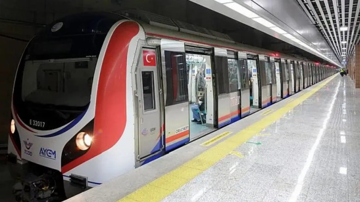 Üsküdar'da Marmaray İstasyonu'nda intihar olayı yaşandı
