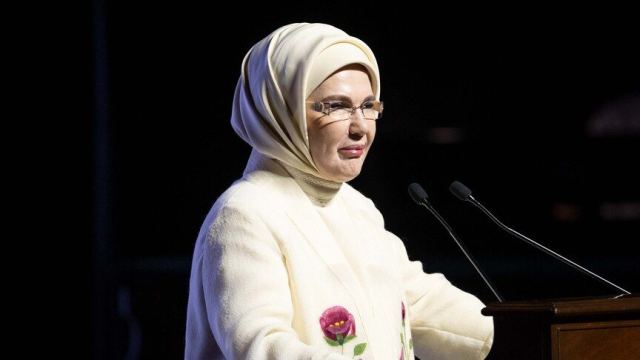 Emine Erdoğan, Türkiye Maarif Vakfı'nın Gençlerine Mesaj Gönderdi