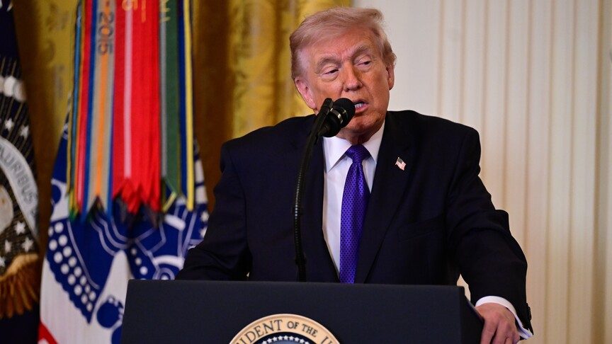 Trump, Netanyahu'ya destek sorusuna siyaseti bıraktığını söyledi