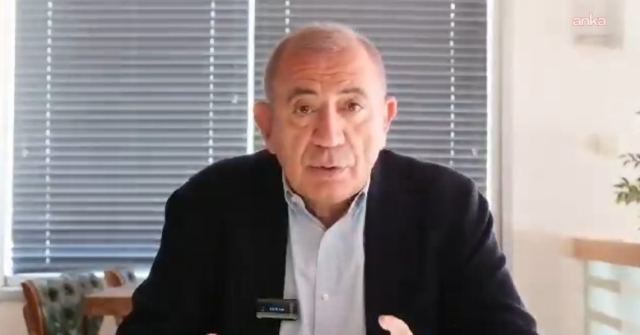 Gürsel Tekin CHP'de Genel Başkanlık Koordinatörü oldu