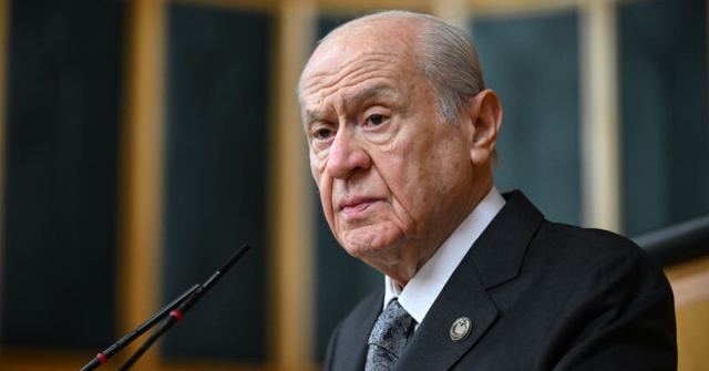 Devlet Bahçeli İstanbul'daki Çökmeyi Kınadı