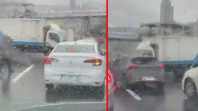 Beylikdüzü'nde Kamyonet Metrobüs Bariyerine Çarptı