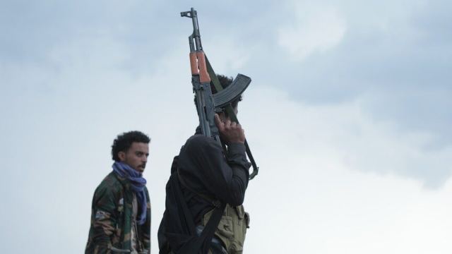 Yemen'de Hükümet Güçleri Husilerle Mücadeleye Devam Ediyor