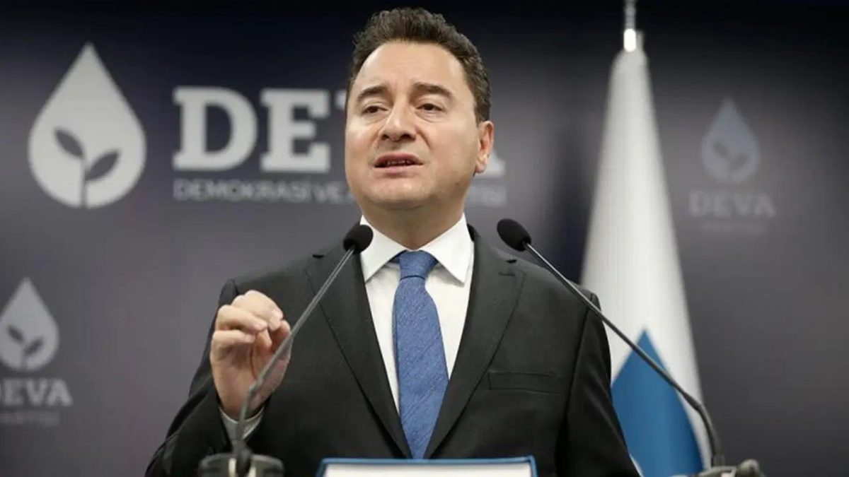 Ali Babacan'dan fon krizi açıklamaları: 'Tuhaflık Erdoğan'a bağlı'