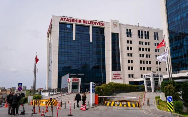 Ataşehir Belediyesi Başkanvekilliği AKP'li Serdar Orhan'a Geçti