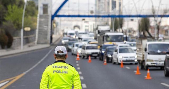 İstanbul'da Yarın Bazı Yollar Trafiğe Kapalı Olacak
