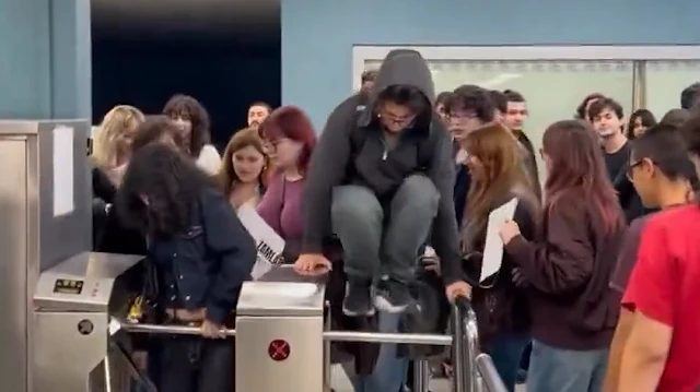 Boğaziçi Üniversitesi'nde Öğrenciler Yemekhane İşgali Protestosu Düzenledi