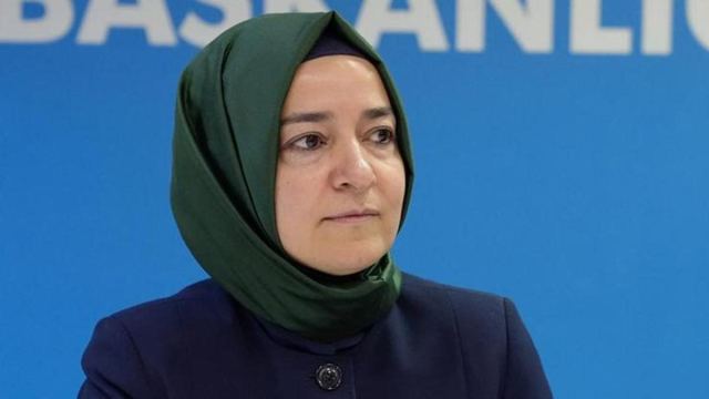 Fatma Betül Sayan Kaya ve eşi TMSF'ye iade yaptı