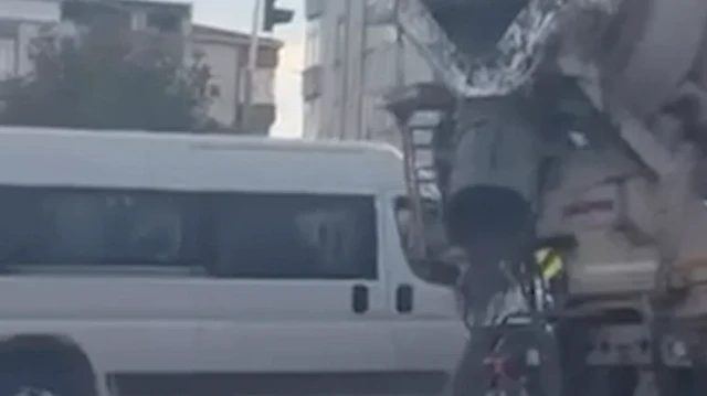 Küçükçekmece'de Yola Beton Dökene 109 Bin Lira Ceza