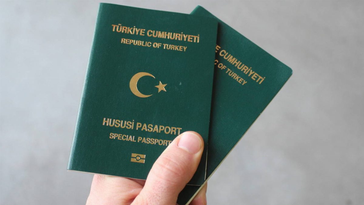Yeşil Pasaport İçin Yeni Teklif: 6 Meslek Grubuna Vizesiz Seyahat İmkanı
